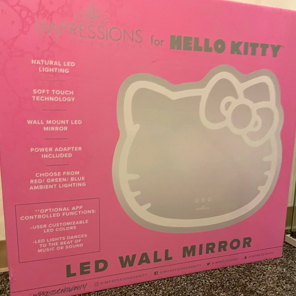 Hello Kitty Impressions vanity’s mirror